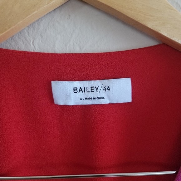 Bailey 44, Nina Color Blocked Wrap Top Blouse, Lipstick, Size 10 - Picture 8 of 14